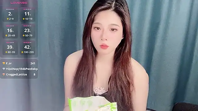 Онлайн чат XXX Starlets77