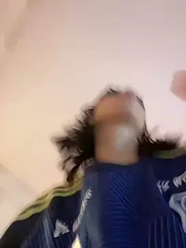 XXX chat uživo modela alahia_pink