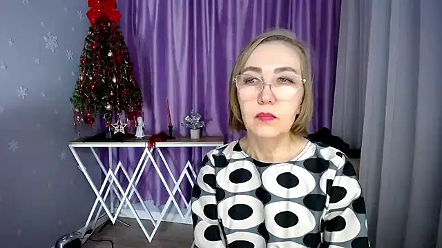 queen_a_n_i: απευθείας συνομιλία Χ ΧΧ