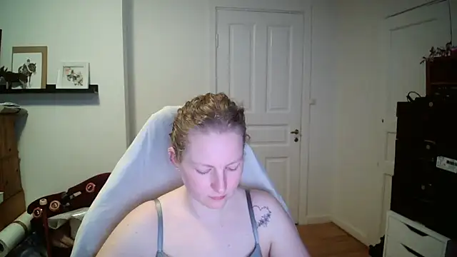 Girlnina-1995 Chat XXX live