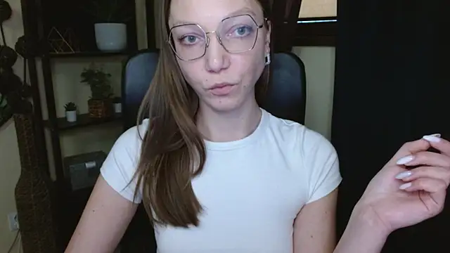 Chat XXX ao vivo de EmillyPlay