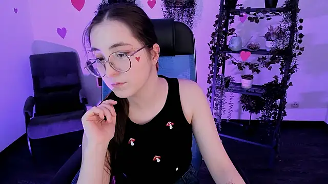 VirtuallVoyantのライブXXXチャット