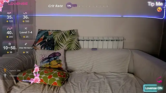 AliceW0ral élő XXX-chatje