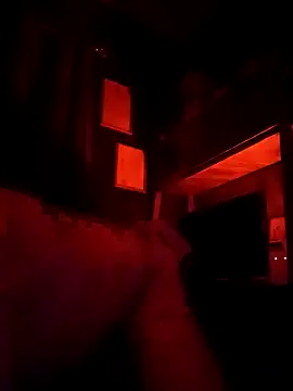 yoguitolokoche: διαδικτυακό σόου στην κάμερα