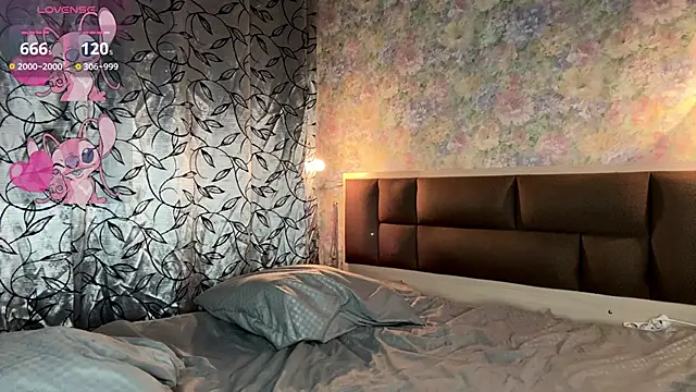 LoraDavi 现场XXX聊天