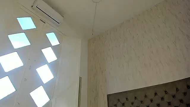 Sienna_brunette: απευθείας συνομιλία ΧΧΧ