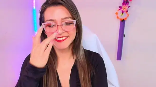 XXX chat uživo modela Carol_Miss2