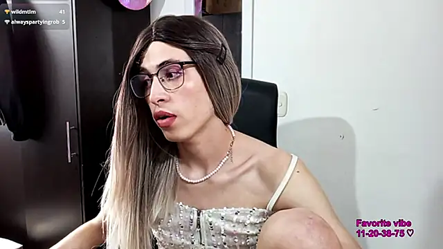 Andy_Roses Chat XXX live