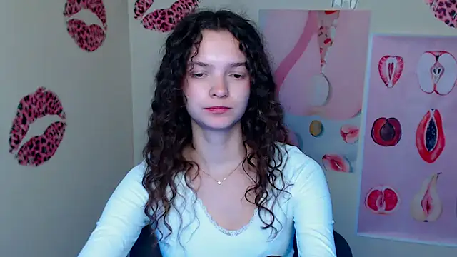 Chat +18 de _SusieSu_ ao vivo