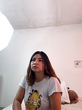 __Emma__11__Lecat_ – Naživo XXX chat