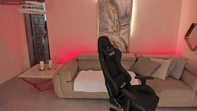 KylaMorrison live XXX chat