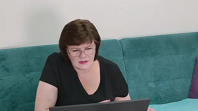 Sandra_Sunrise Chat XXX in diretta