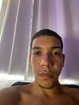 Bully-BoyRJ Pertunjukan Webcam