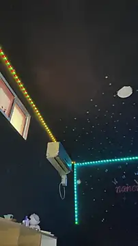 Chat +18 de naho_love ao vivo