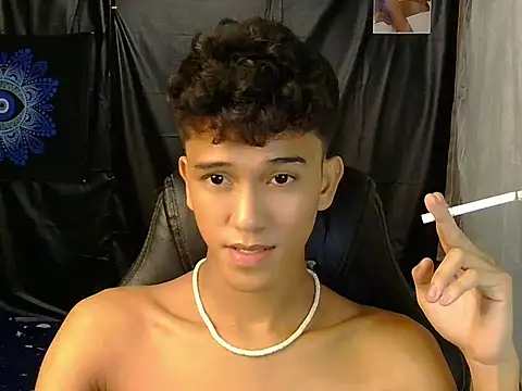 hugekenbigcock Pertunjukan Webcam