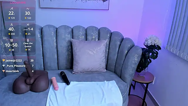 Shantaall_ élő XXX-chatje