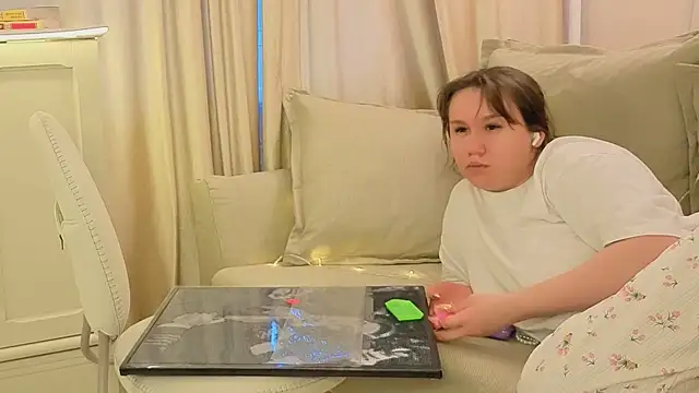 دردشة Alisia_Mars الجنسية المباشرة