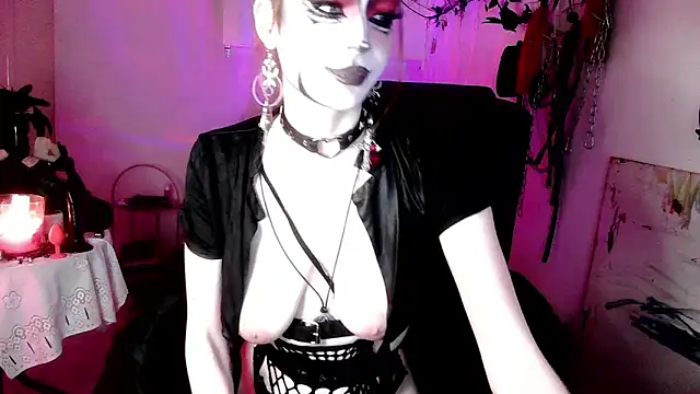 EmpressMorrigan ওয়েবক্যাম শো