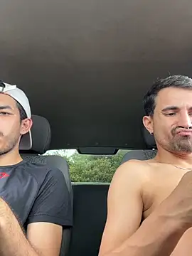 Show modela vinihfeh na web-kameri