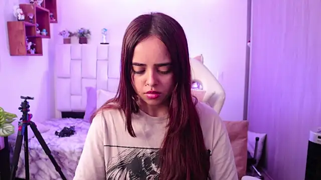 JennieBaee Live XXX-chat