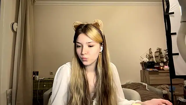 Kimi_Luckman's Webcam Show