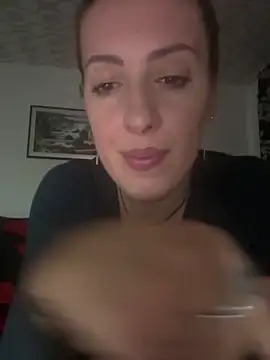 DollieRosse Chat XXX live