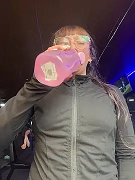 Engell_Vm – Live XXX-chat