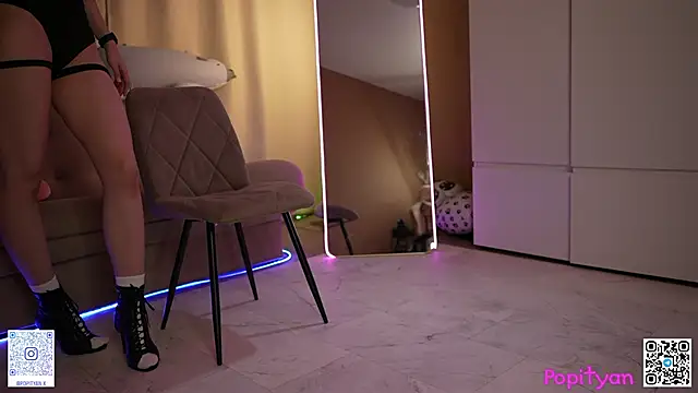 popityan1's Live XXX Chat