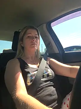 แชท XXX สดของ NikkiBlisss