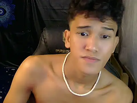 hugekenbigcock Pertunjukan Webcam