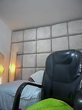 halaaa_1 Chat XXX in diretta