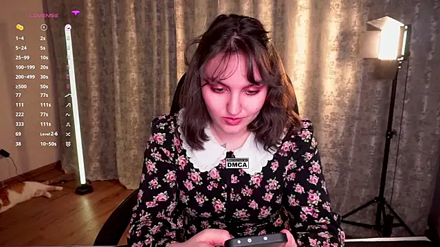 XXX chat uživo modela Hoot_owl_cb