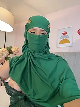 XXX chat uživo modela rawiya