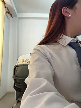 Emily-7_ – Live XXX-chat