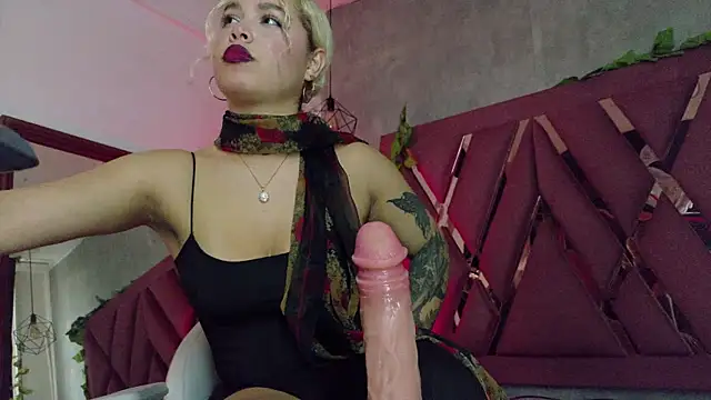 Haelycute élő XXX-chatje