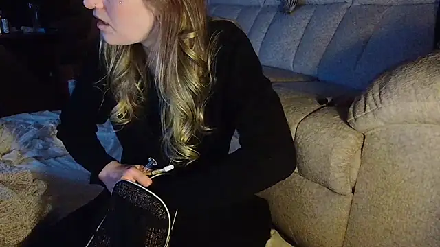 lavender_spits লাইভ XXX চ্যাট