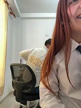 Emily-7_: απευθείας συνομιλία ΧΧΧ