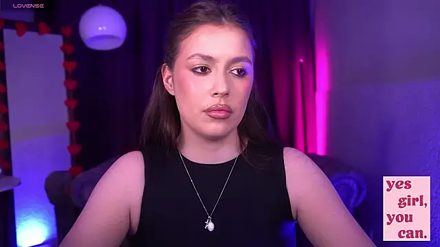 EmiliyaRoude élő XXX-chatje