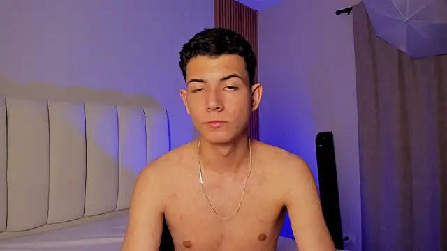 FireGuy_99 live XXX chat