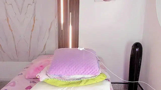 mia_six66: απευθείας συνομιλία ΧΧΧ