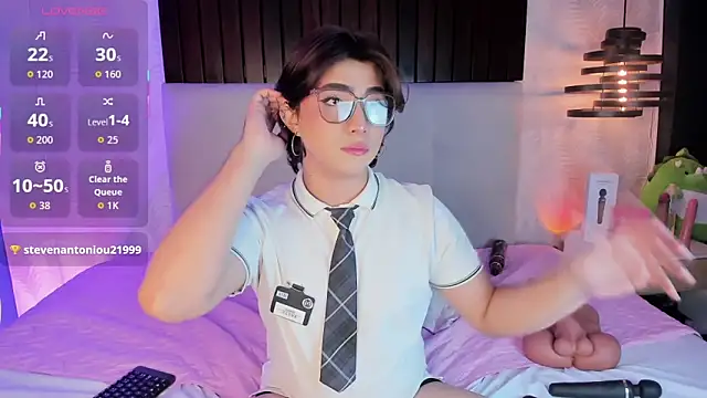 Show de Creamy_Angelo na webcam