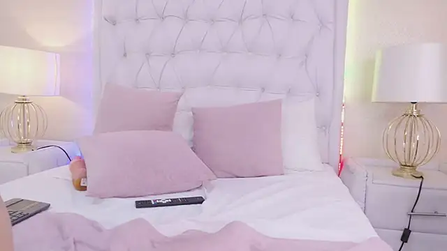 ScarlettPetrova: απευθείας συνομιλία ΧΧΧ