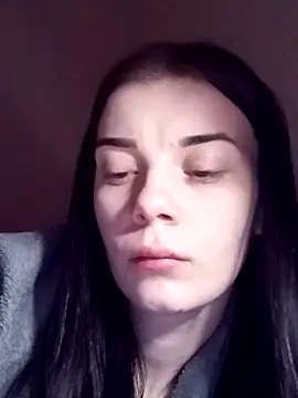 Show modela JhonSHelBy7LuNa na web-kameri