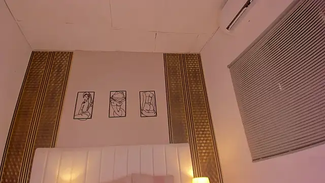 Chatroom XXX en direct de zoe_sky_