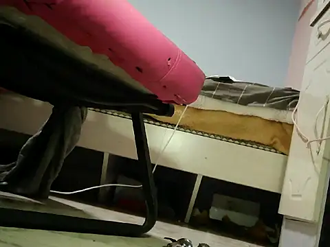 VX-babygirl3323 网络视讯表演