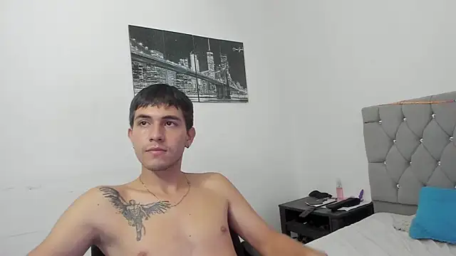 _1DERECK: вебкам-шоу