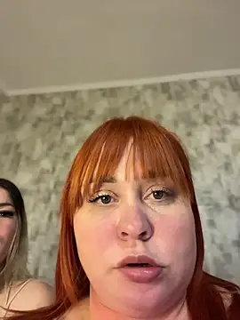 SweetCuteGirls1023 即時 XXX 聊天