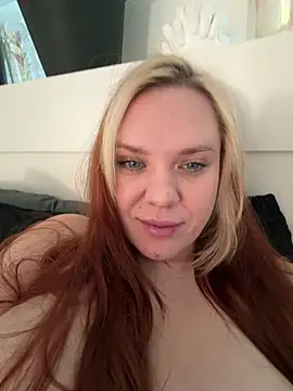 AnjaAmelia 即時 XXX 聊天