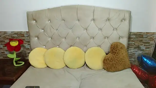 Adafield_ Obrolan Langsung XXX