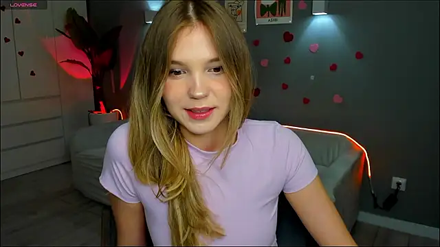 linakorvin's Webcam Show